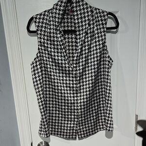 Vince Camuto Black and White Houndstooth Sleeveless Blouse